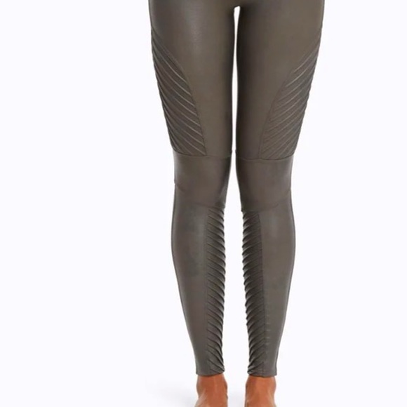 Spanx Faux Leather Motto Leggings - Picture 2 of 8